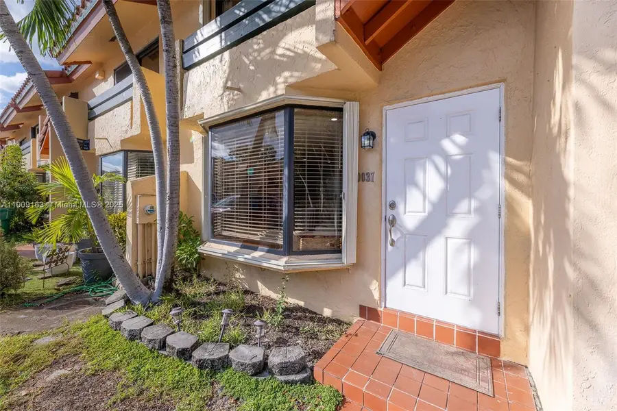 10037 SW 77th Ct, Miami, FL 33156 - Image #3