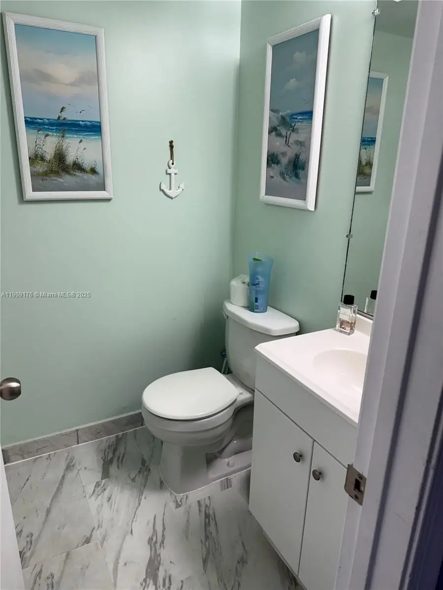 5501 Lakeside Dr #104, Margate, FL 33063 - Image #3