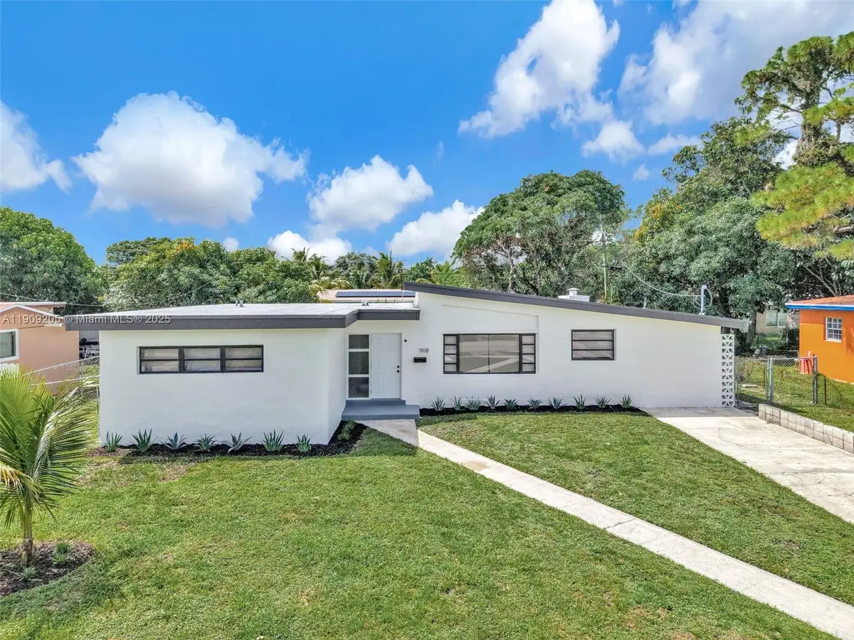 1918 NW 185th St, Miami Gardens, FL 33056 - Image #1