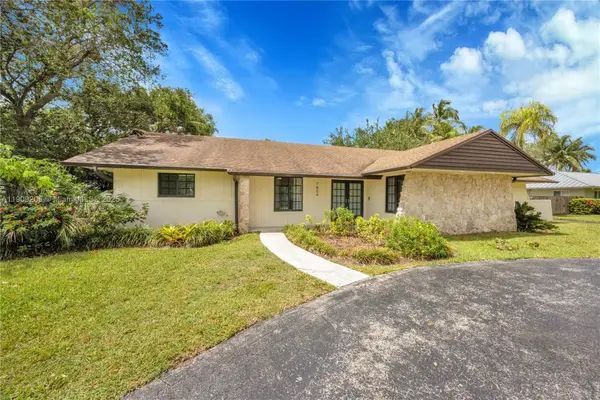 7804 SW 178th Ter, Palmetto Bay, FL 33157