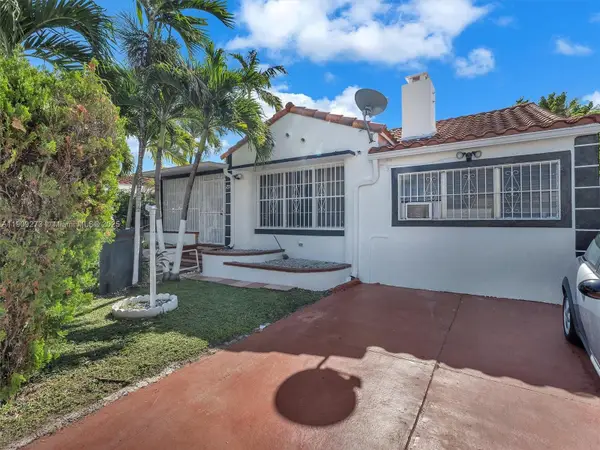 560 NE 77th St, Miami, FL 33138