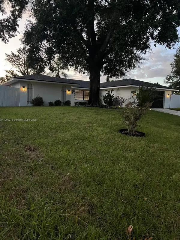 1812 Firwood, Orlando, FL 32818