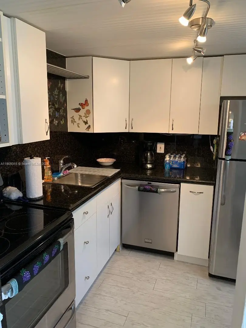 2212 NE 1st Way #102, Boynton Beach, FL 33435 - Image #2