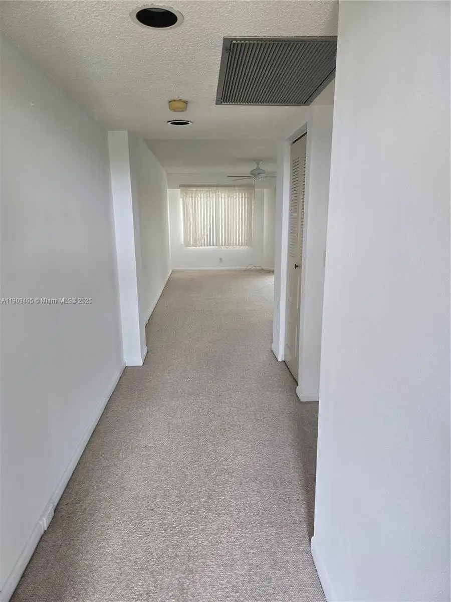 300 SW 130th Ter #413B, Pembroke Pines, FL 33027 - Image #3