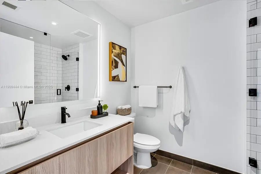 398 NE 5th St #4613, Miami, FL 33132 - Image #2