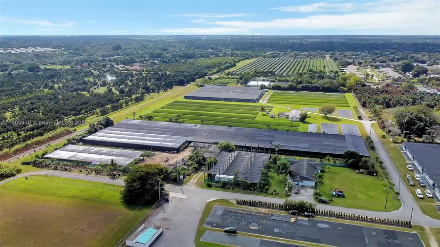 28405 SW 185th Ave, Homestead, FL 33030 - Image #2