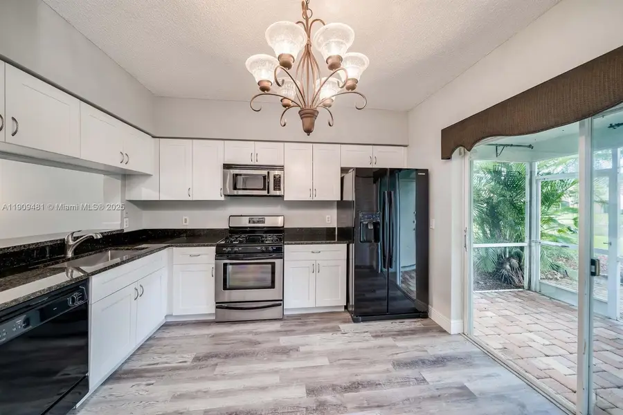 8040 Sanibel Dr #8040, Tamarac, FL 33321 - Image #2