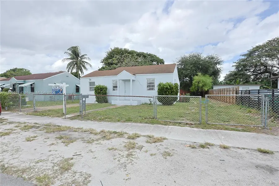 2347 NW 84th St, Miami, FL 33147 - Image #3