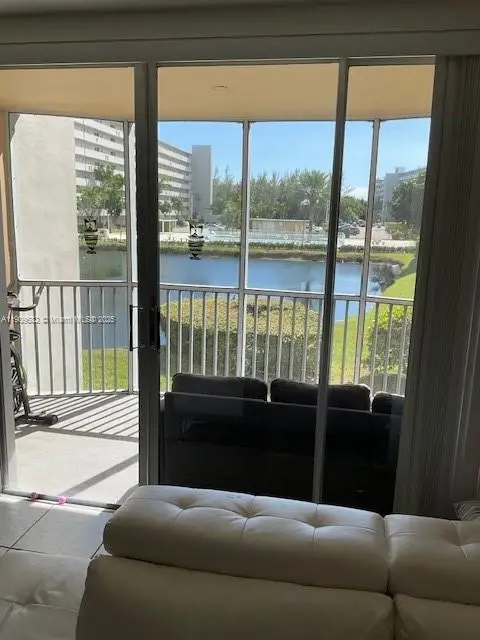 1770 NE 191st St #206-1, Miami, FL 33179 - Image #1