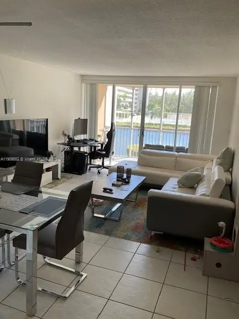 1770 NE 191st St #206-1, Miami, FL 33179 - Image #3