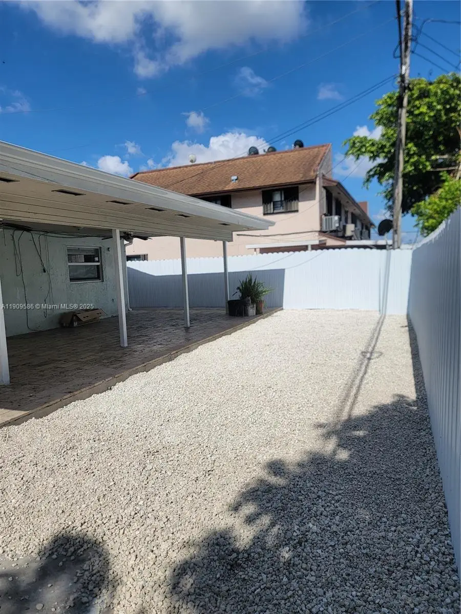 25 E 53rd Ter, Hialeah, FL 33013 - Image #3