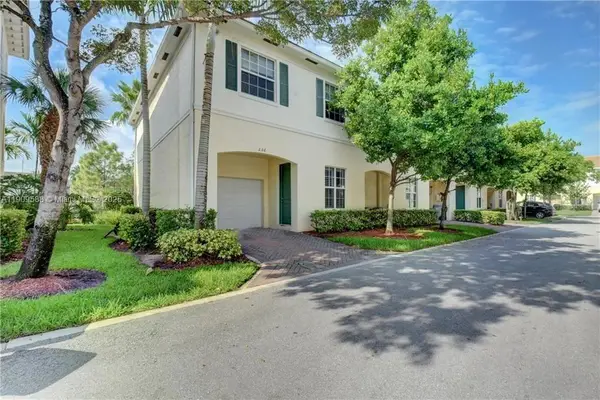 256 SW 6th Ct, Pompano Beach, FL 33060