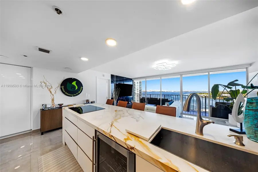 7601 E Treasure Dr #1216, North Bay Village, FL 33141 - Image #2