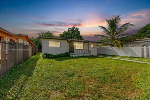 3040 NW 96th St, Miami, FL 33147