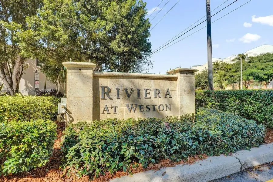 174 Riviera Cir #27-4, Weston, FL 33326 - Image #2