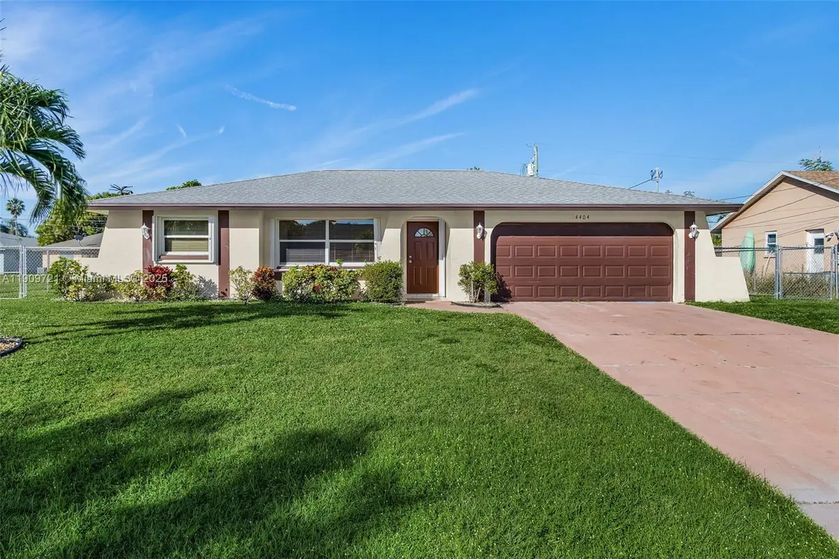 4404 SW 7th Ave, Cape Coral, FL 33914 - Image #1