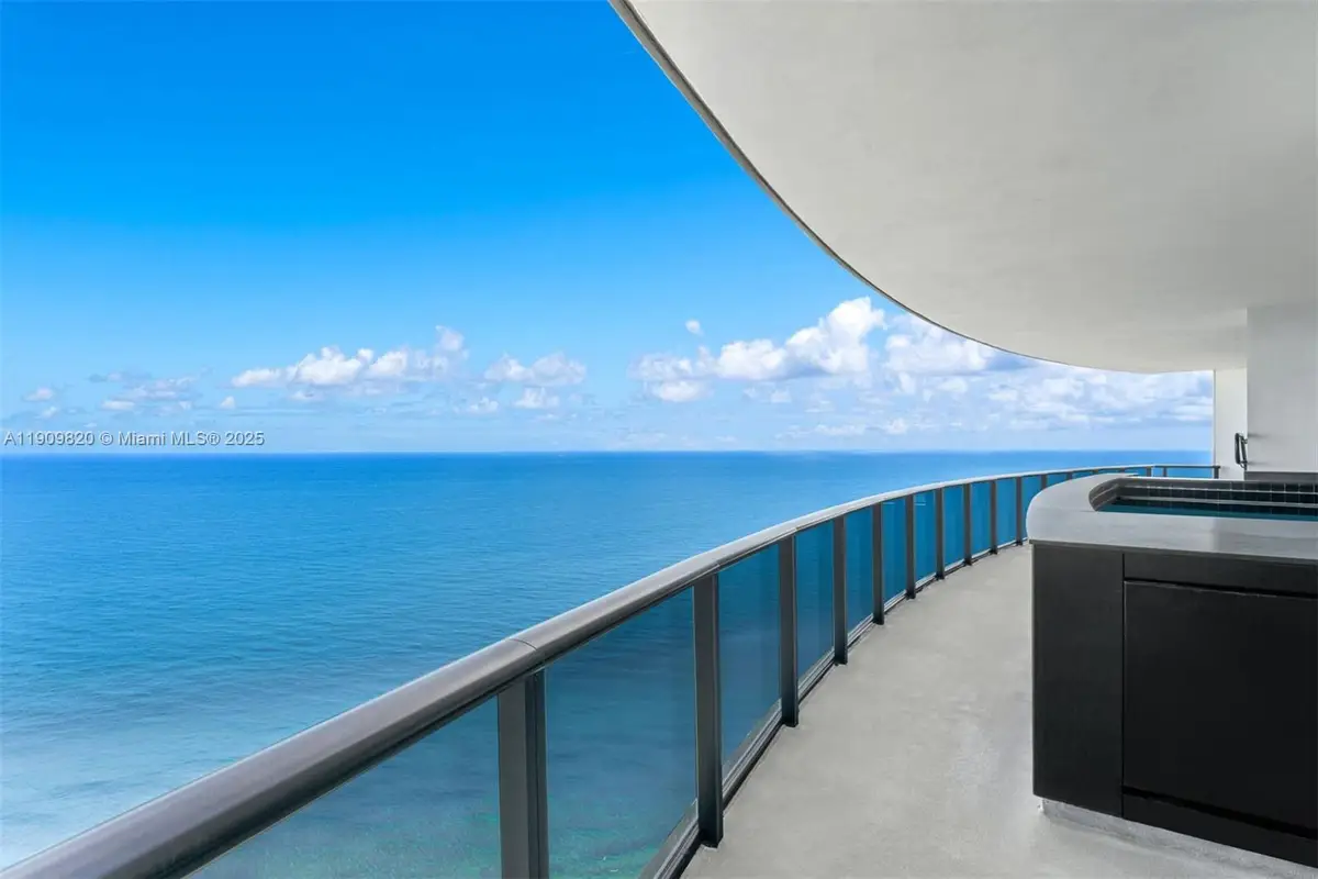 18555 Collins Ave #3205, Sunny Isles Beach, FL 33160 - Image #1