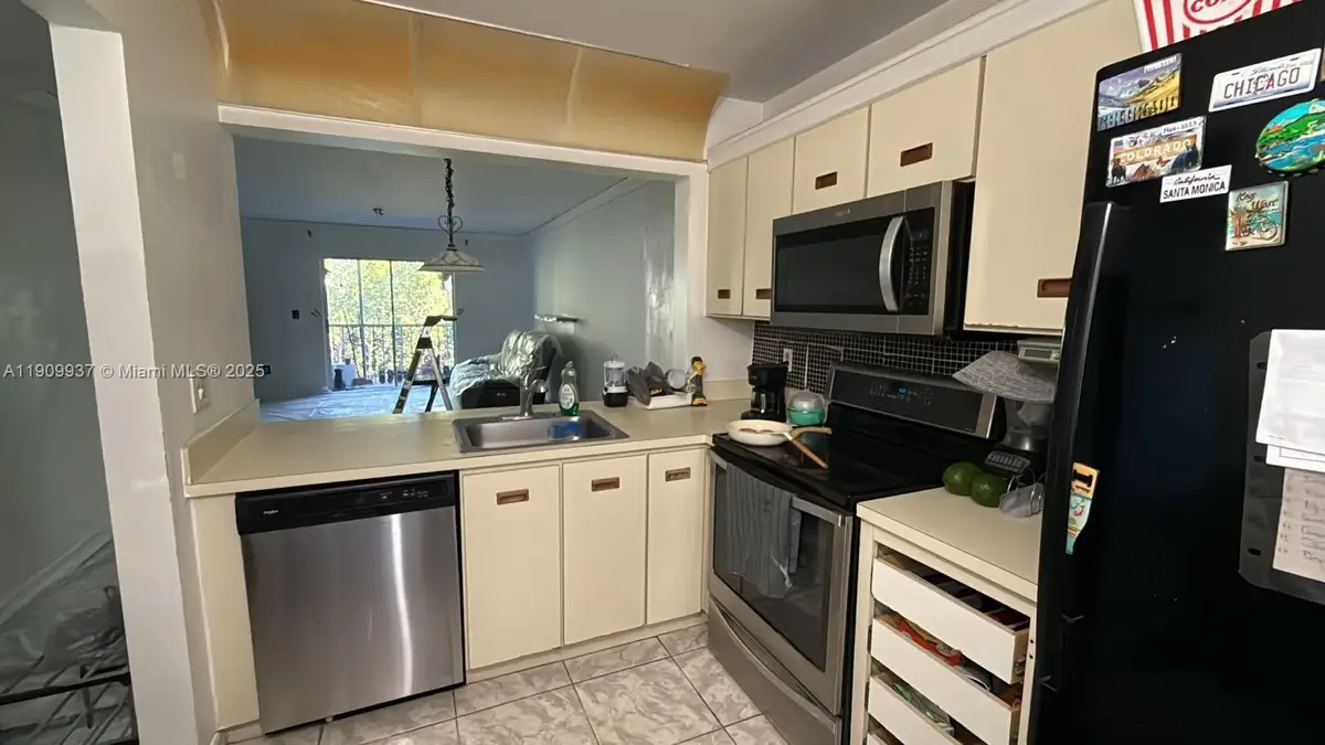 430 NE 210th Cir Ter #203-3, Miami, FL 33179 - Image #1