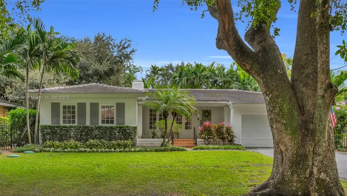 1536 Alegriano Ave, Coral Gables, FL 33146 - Image #1