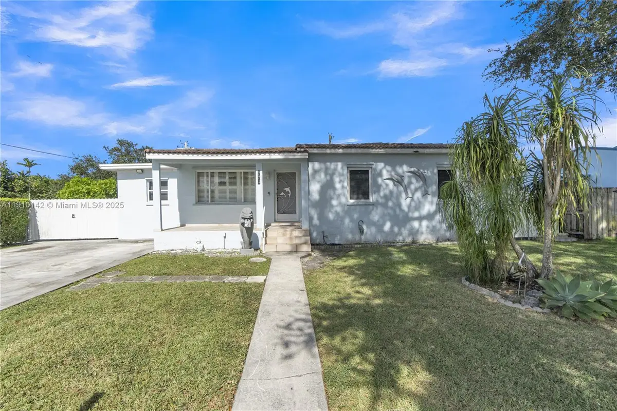 771 Swan Ave, Miami Springs, FL 33166 - Image #1