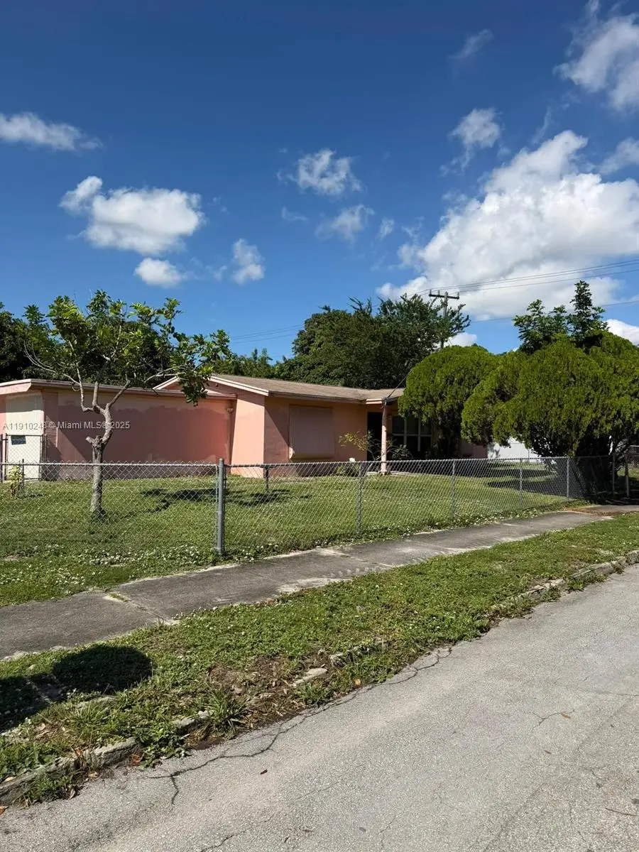 3009 S Terrace Dr, West Palm Beach, FL 33407 - Image #1
