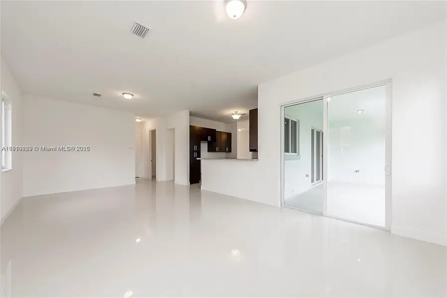 9341 SW 174th St, Palmetto Bay, FL 33157 - Image #2