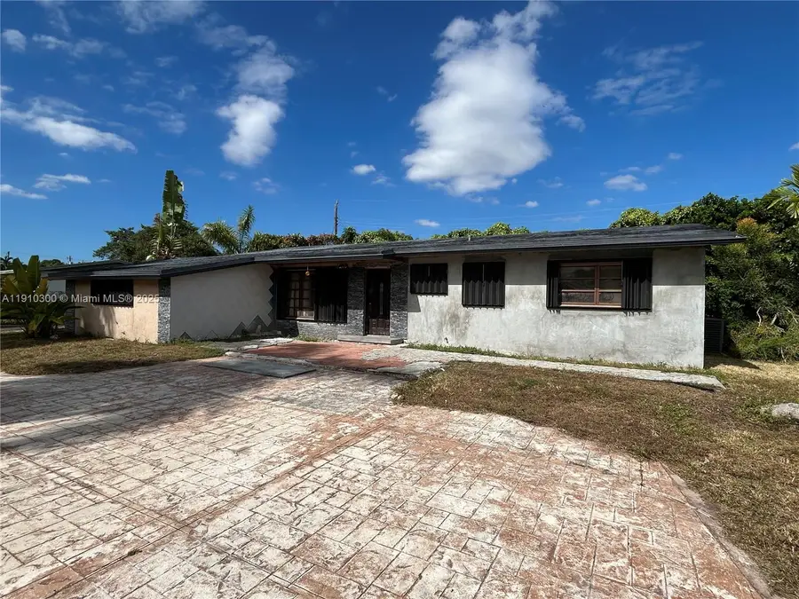 10441 SW 48th St, Miami, FL 33165 - Image #2