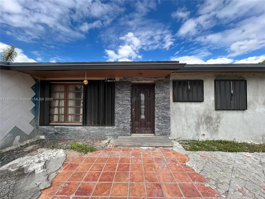 10441 SW 48th St, Miami, FL 33165 - Image #3