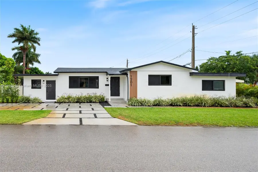 1201 N 16th Ave, Hollywood, FL 33020 - Image #2