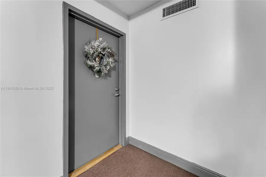 9320 Fountainebleau Blvd #215, Miami, FL 33172 - Image #2