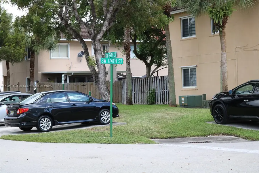 17406 SW 139th Ct, Miami, FL 33177 - Image #2