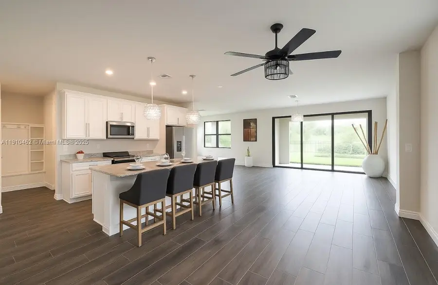 4628 E Pinehurst Trl E, Oakland Park, FL 33309 - Image #3