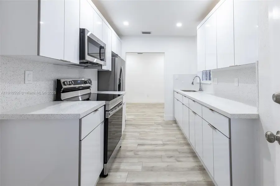 6440 SW 20th St, Miramar, FL 33023 - Image #2