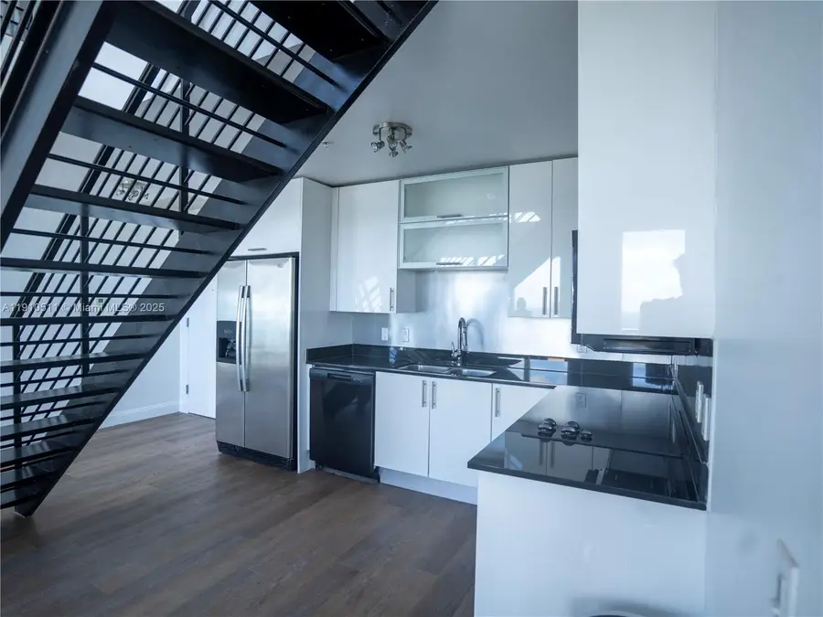 60 SW 13th St #4805, Miami, FL 33130 - Image #2