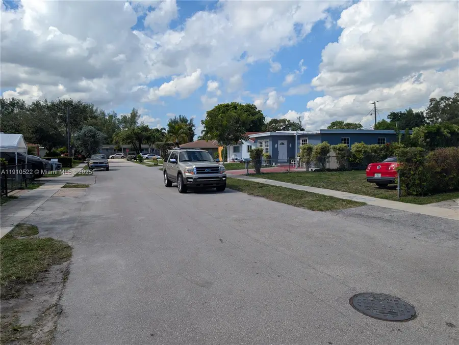 2335 Hope St, Hollywood, FL 33020 - Image #3
