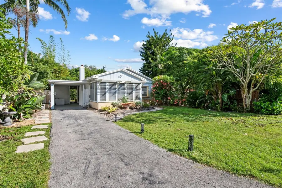 2243 Cleveland St, Hollywood, FL 33020 - Image #2