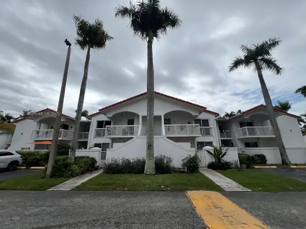 15355 SW 76th Ter #205, Miami, FL 33193