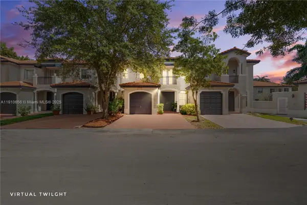 8151 SW 119th Ct, Miami, FL 33183