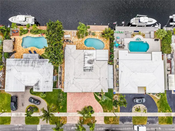 281 SE 3rd Ct, Pompano Beach, FL 33060