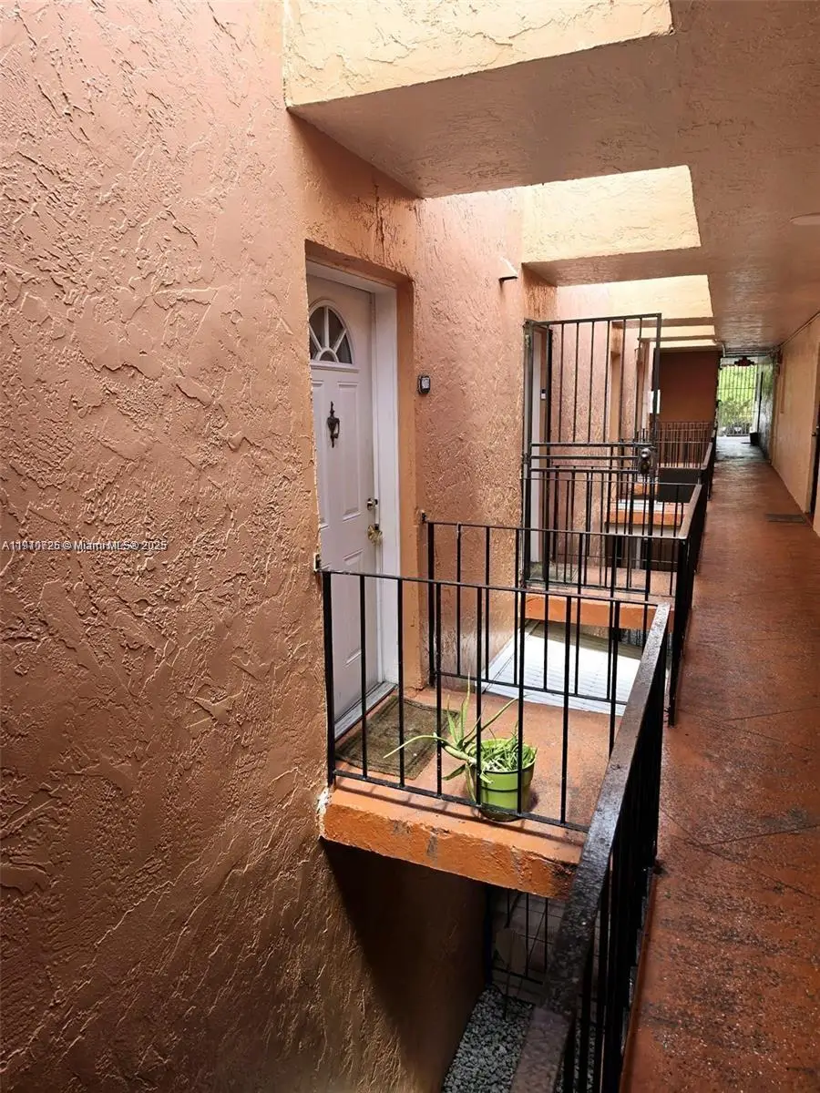 1300 W 47th Pl #217B, Hialeah, FL 33012 - Image #2