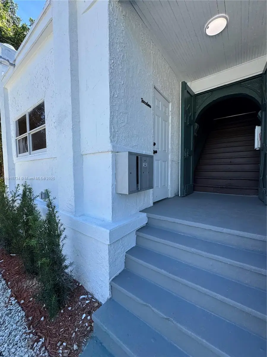 4028 SW 11th St, Miami, FL 33134 - Image #2