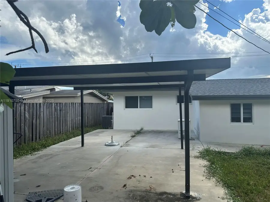 7619 Granada Blvd, Miramar, FL 33023 - Image #3