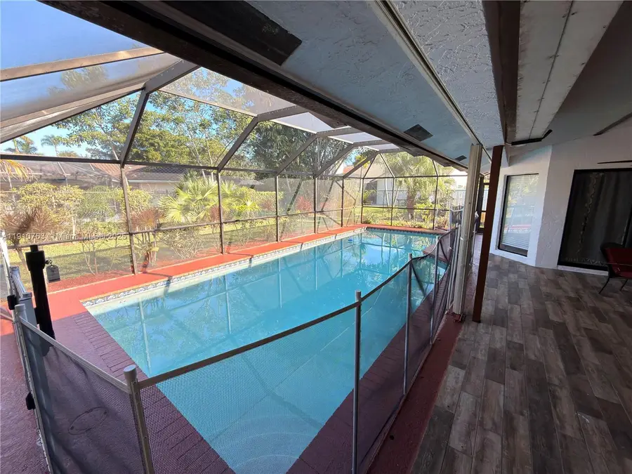 10949 NW 1st Mnr, Coral Springs, FL 33071 - Image #2