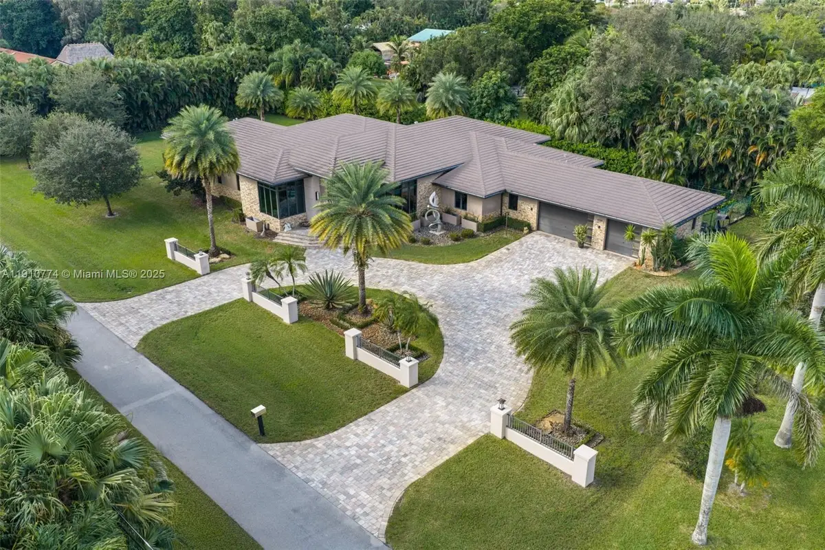 12321 NW 2nd St, Plantation, FL 33325 - Image #1