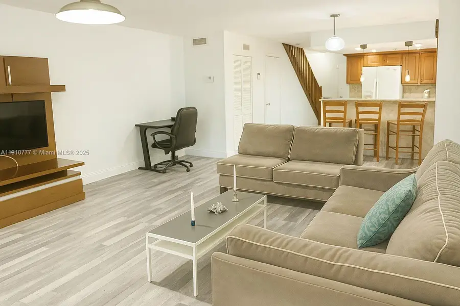 6345 Collins Ave #TH-2, Miami Beach, FL 33141 - Image #3