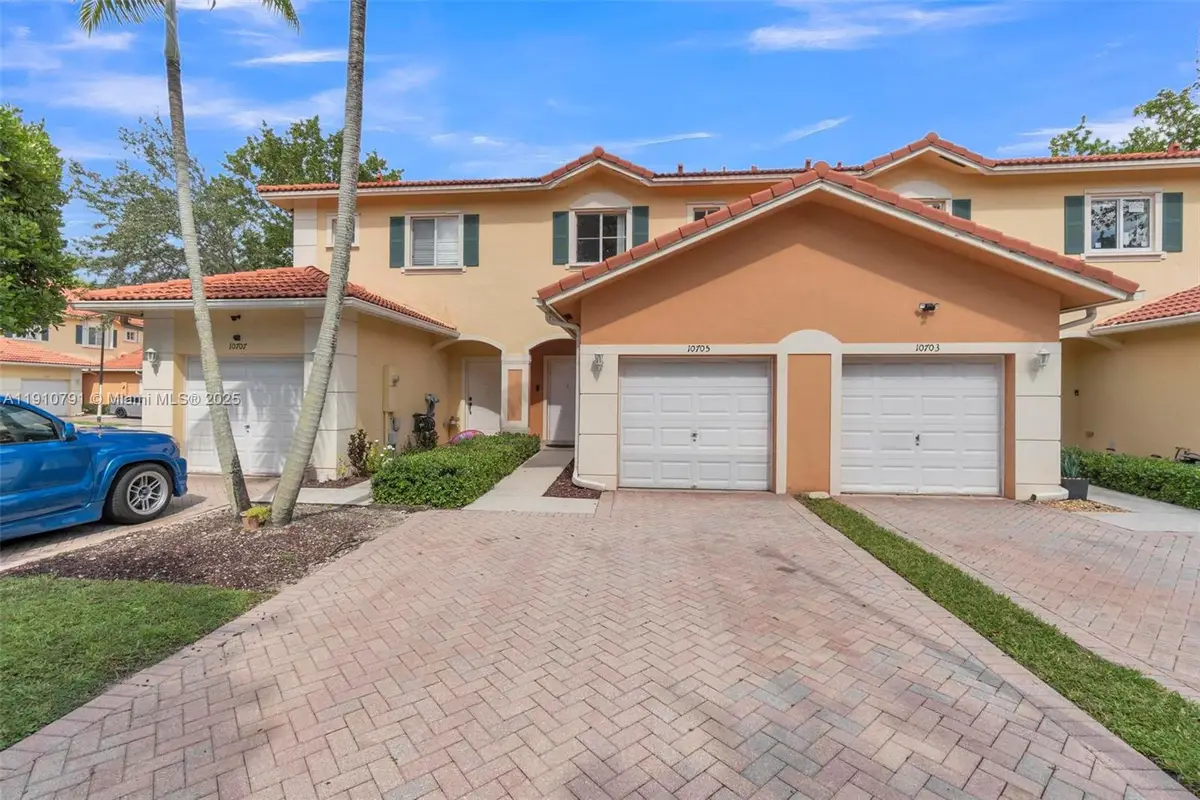 10705 Santa Monica Pl, Tamarac, FL 33321 - Image #1