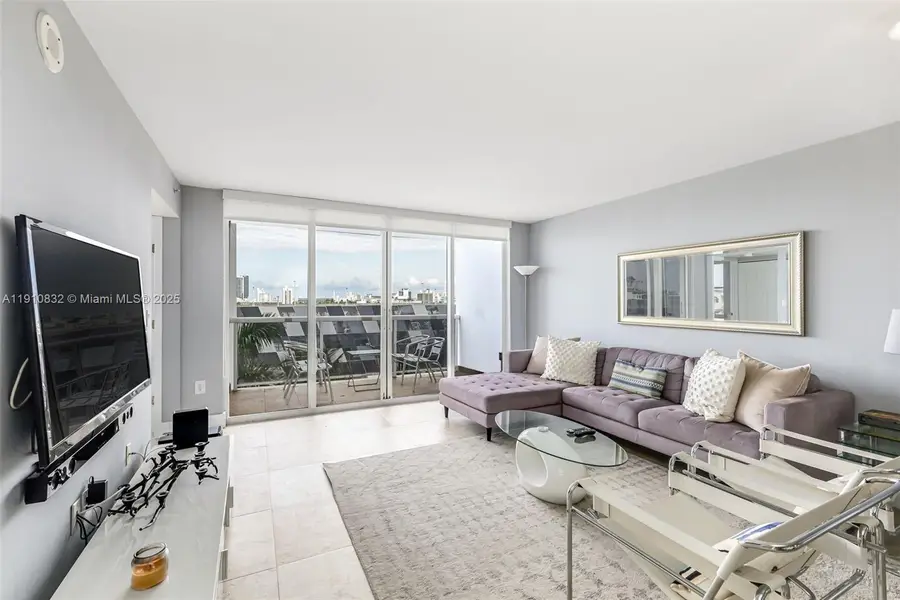 1800 Sunset Harbour Dr #715, Miami Beach, FL 33139 - Image #3