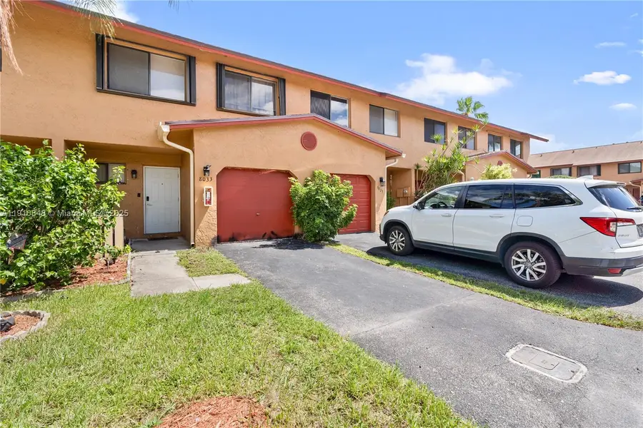 8033 NW 29 Street, Sunrise, FL 33322 - Image #2