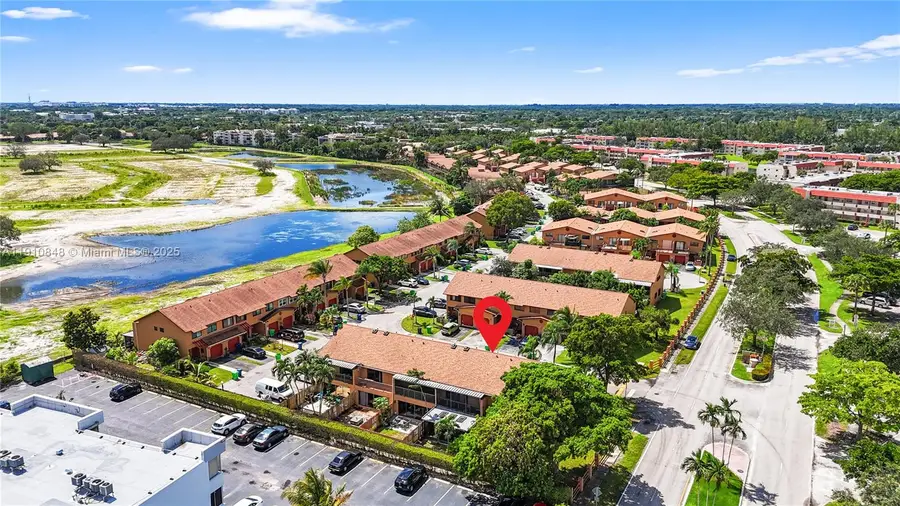 8033 NW 29 Street, Sunrise, FL 33322 - Image #3