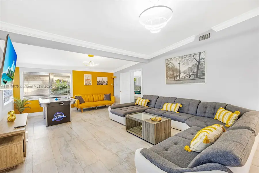 1984 Windward Dr, Lauderdale By The Sea, FL 33062 - Image #2